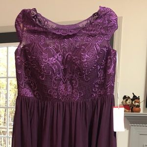Bridesmaid/prom gown